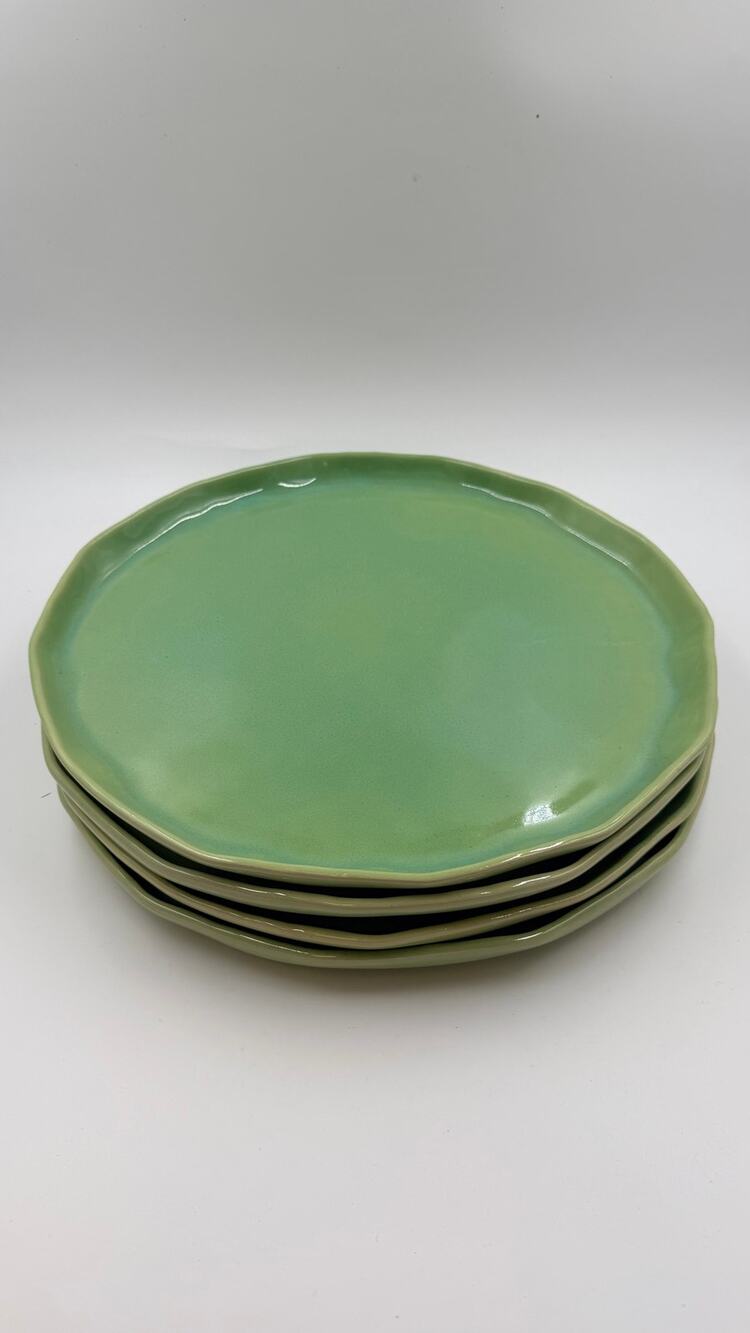 VIETRI Green Charger Plates Set of 4 12.25” Ceramic Made in Italy